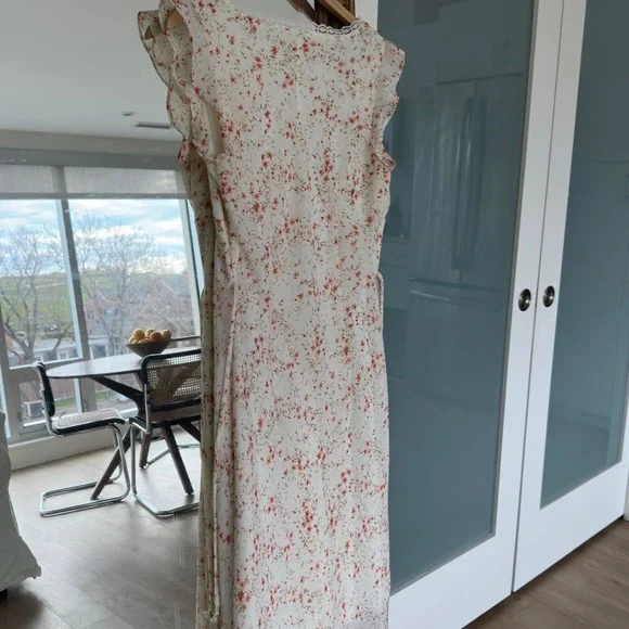 90s Vintage midi dainty floral dress 🤍🍋 - Picture 3 of 10